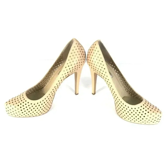 BCBGeneration  heels - Picture 3 of 7